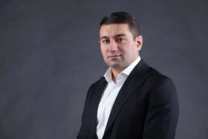 Շնորհակալություն ձեր անձնվեր աշխատանքի, հայրենասիրության համար